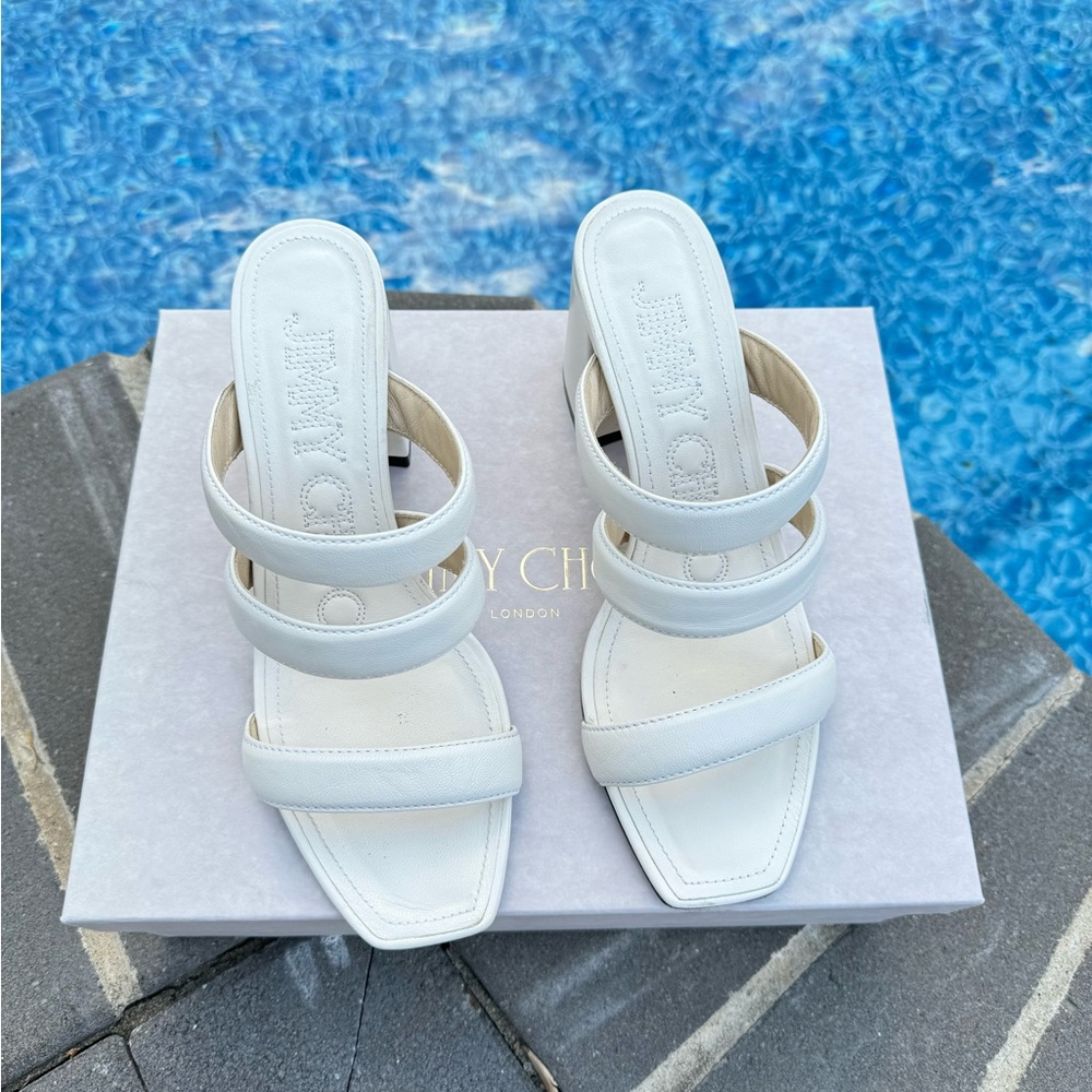 Jimmy Choo
Auna Leather Mules |Size 38